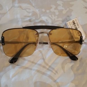 Prada Sunglasses unisex with case and box
